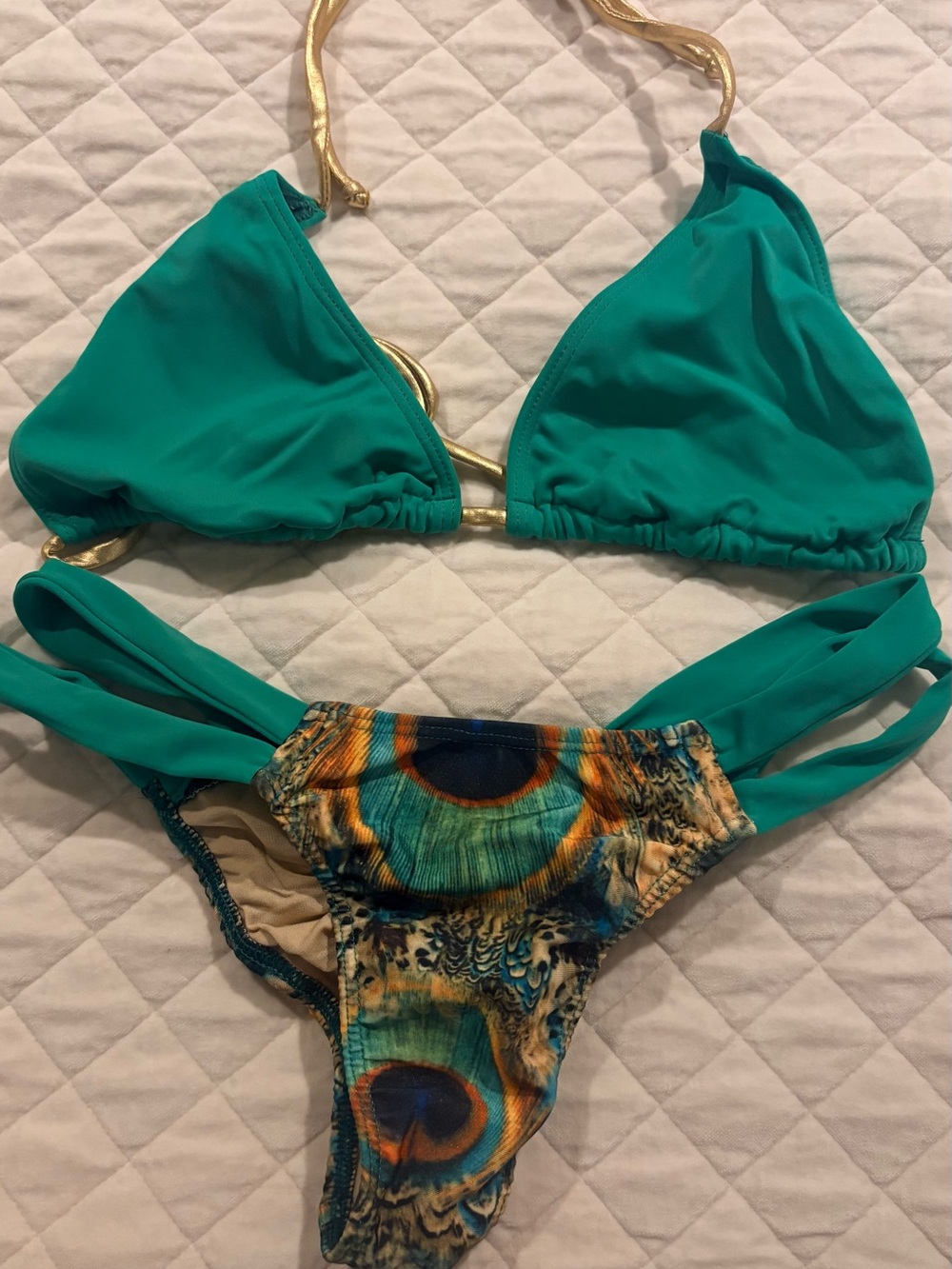 Ravish Sands Emerald Green & Peacock Print Bikini Set